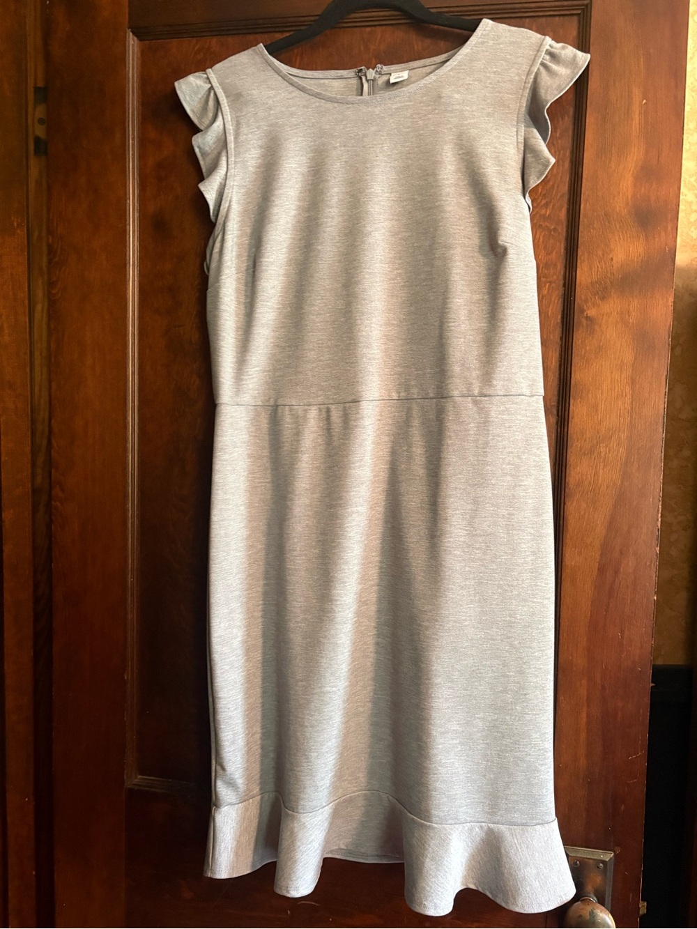 Old Navy Light Gray Ruffle Sleeve Midi Dress